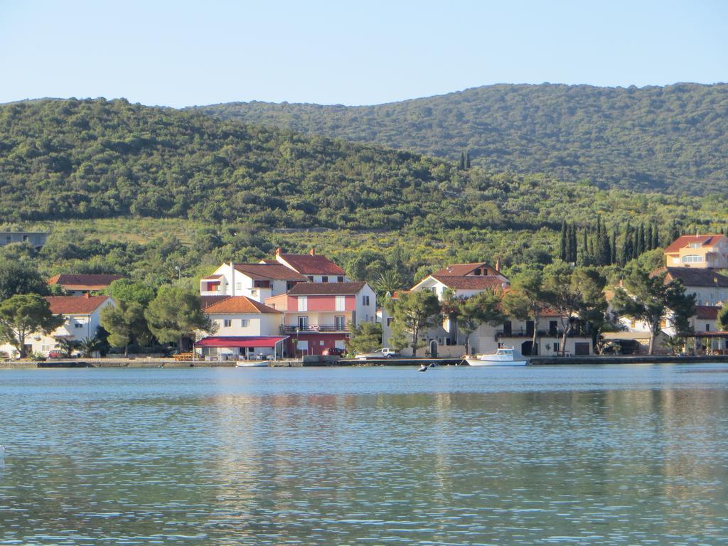 Holiday Home Artina 2 Lovište Kamer foto