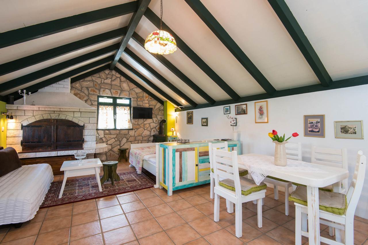 Holiday Home Artina 2 Lovište Buitenkant foto