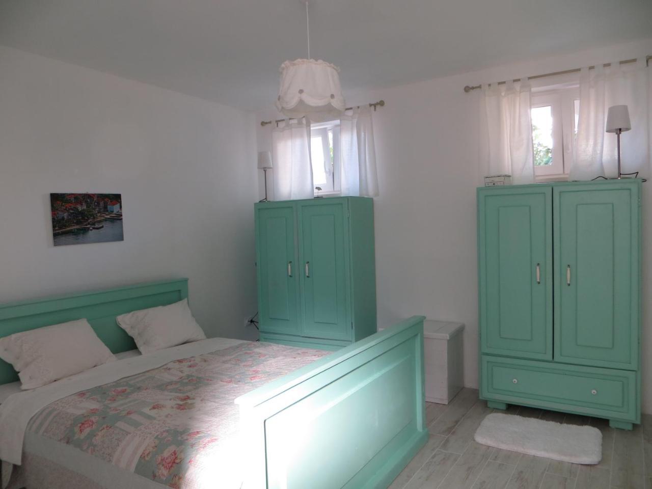 Holiday Home Artina 2 Lovište Buitenkant foto
